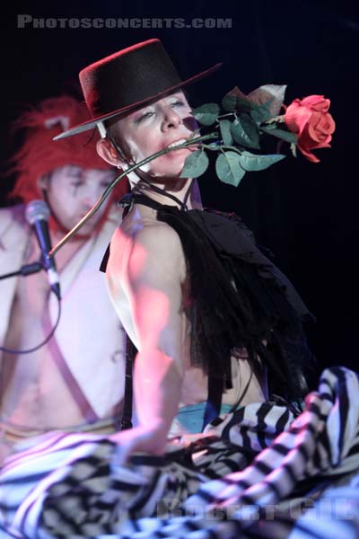 BONAPARTE - 2010-10-22 - PARIS - La Boule Noire - 